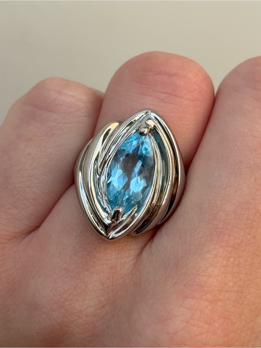 Sterling Silver Vintage Marquise Blue Topaz Chunky Gemstone Cocktail Ring